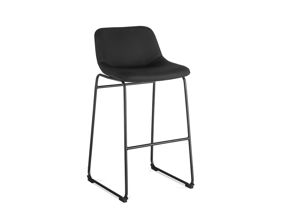TABURETE ALTO ROCADA CON ASIENTO Y RESPALDO BAJO TAPIZADO TELA IGNIFUGA BASE METALICA ACERO COLOR NEGRO