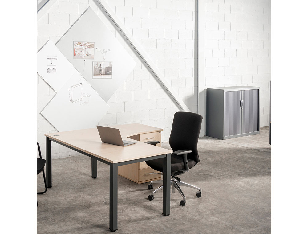 ARMARIO METALICO ROCADA DOS PUERTAS TIPO PERSIANA INCLUYE DOS BALDA SERIE STORE 120X105X45 CM ACABADO AC00