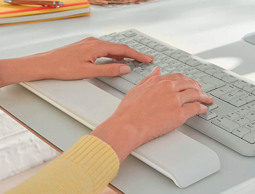 REPOSAMUÑECAS LEITZ ERGO COSY PARA TECLADO AJUSTABLE COLOR GRIS