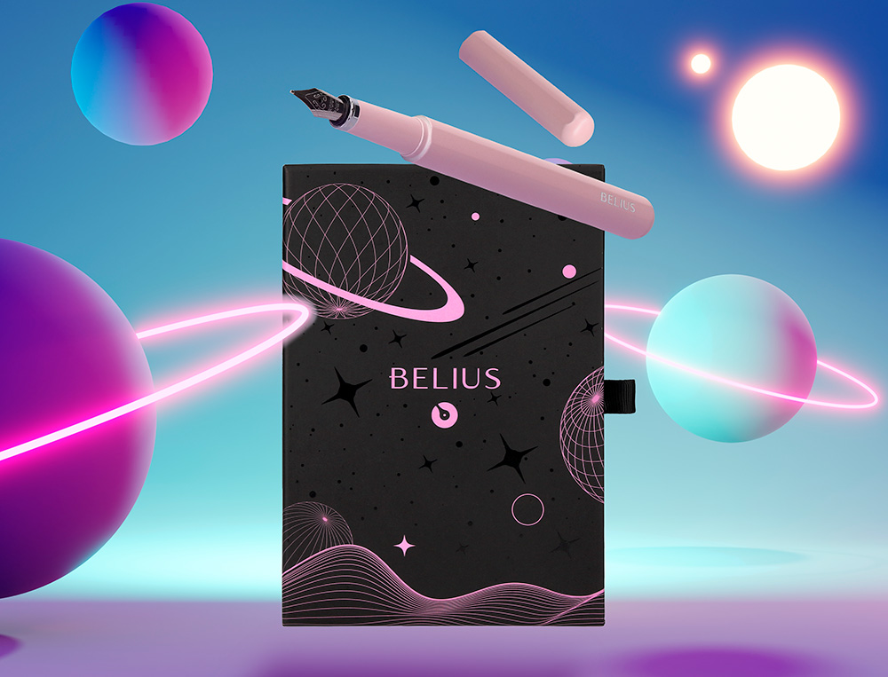 PLUMA Y FUNDA DE SIMILPIEL BELIUS SPACE B COLOR MINIMALISTA ROSA TINTA AZUL CAJA DE DISEO