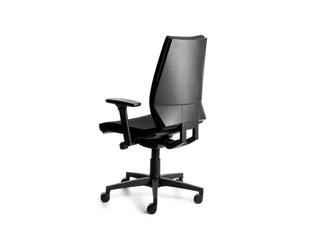 SILLA ROCADA DIRECCION CON BRAZOS REGULABLES BASE POLIMERO MECANISMO SINCRO CARCASA NEGRA TELA AZUL
