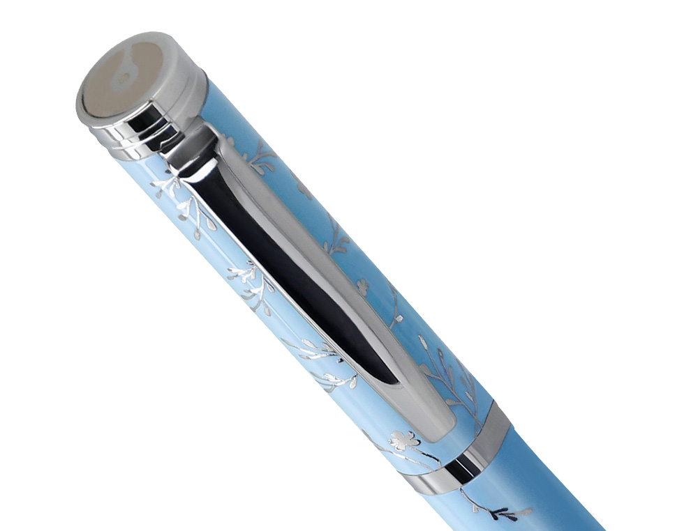 BOLIGRAFO BELIUS BELLA ALUMINIO COLOR AZUL CELESTE DISEO PLATEADO RELIEVE TINTA AZUL CAJA DE DISEO