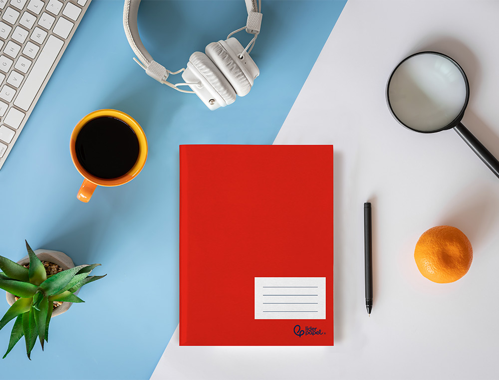 LIBRETA LIDERPAPEL SMART A5 PLUS 32 HOJAS 75G/M2 PAUTA 4 3.5MM CON MARGEN COLORES SURTIDOS