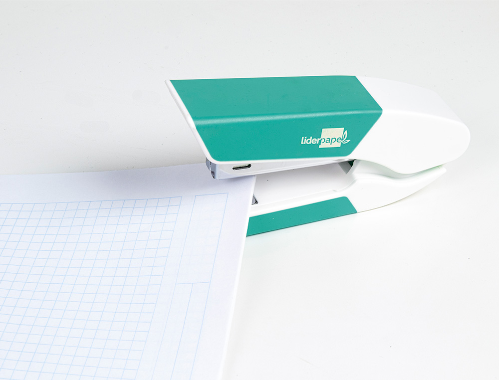GRAPADORA LIDERPAPEL CON REGAL O EXTRAEGRAPAS Y CAJA DE 1000 GRAPAS 26/6,24/6, 22/6 20H COLORES SURTIDOS