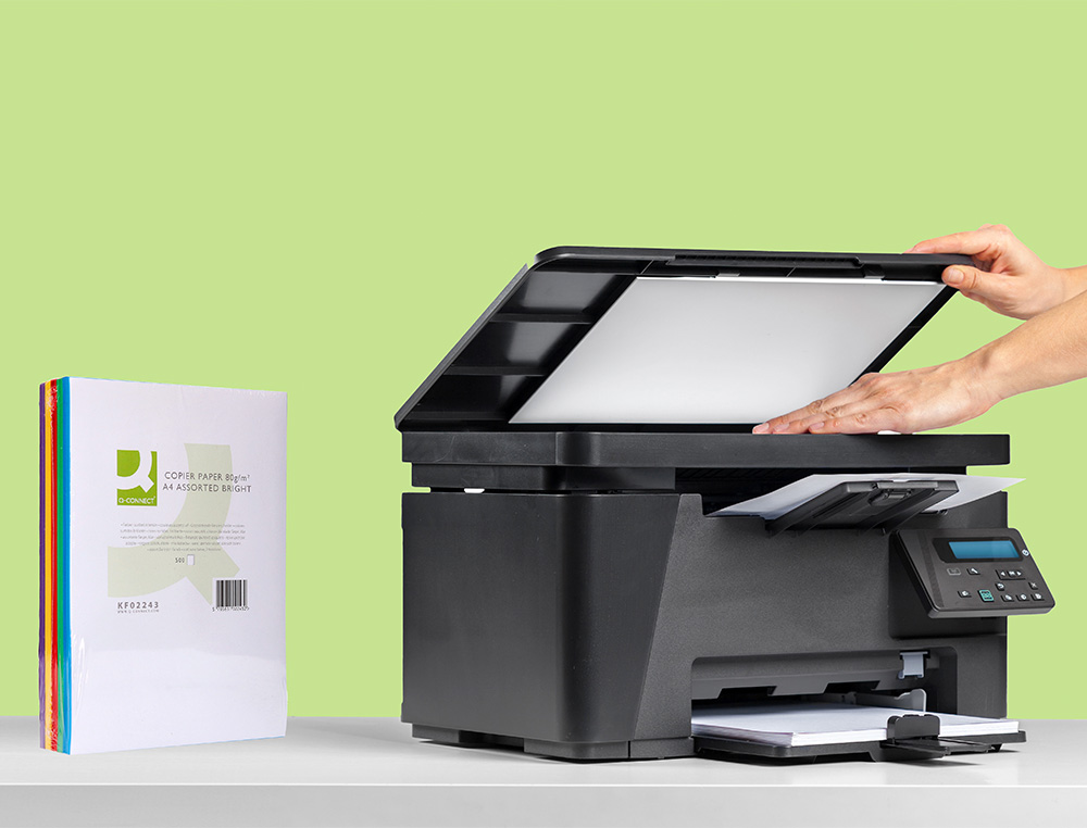 PAPEL COLOR Q-CONNECT DIN A4 80 GR 5 COLORES SURTIDOS INTENSOS PAQUETE DE 500 HOJAS